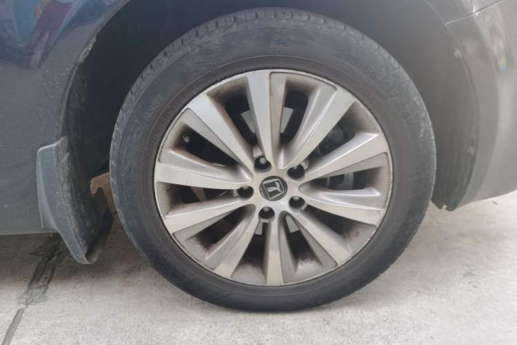Used Luxgen Great 7 MPV 2019 2.0T Flagship Edition Right Front Wheel Hub