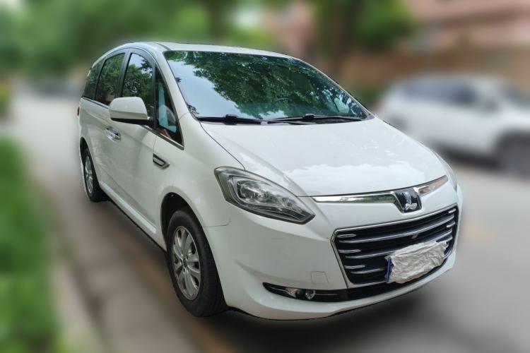 Used Luxgen Great 7 MPV 2019 2.0T Luxury Version Front Right 45 Deg