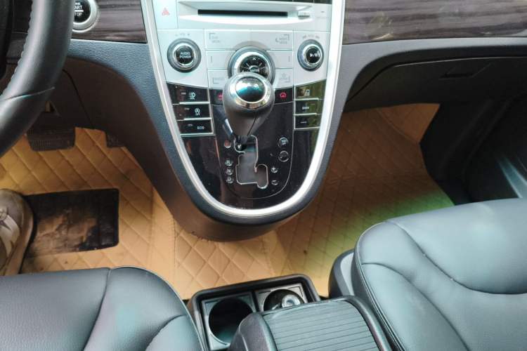 Used Luxgen Great 7 MPV 2019 2.0T Luxury Version Gear Lever