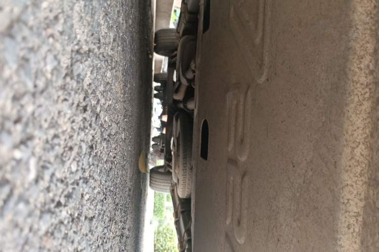 Used Luxgen Great 7 SUV 2011 2.2T Four-Wheel Drive ZhiZun Version Chassis Front