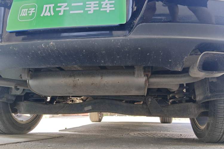 Used Luxgen Great 7 SUV 2011 2.2T Four-Wheel Drive ZhiZun Version Chassis Rear
