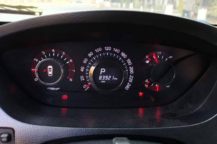 Used Luxgen Great 7 SUV 2011 2.2T Two-Wheel Drive Smart Version Instrument Cluster