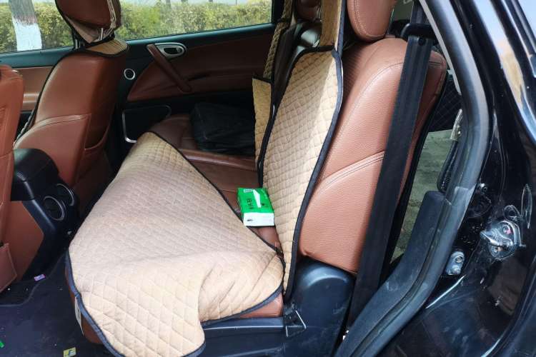 Used Luxgen Great 7 SUV 2011 2.2T Two-Wheel Drive Smart Version Left Rear Seat