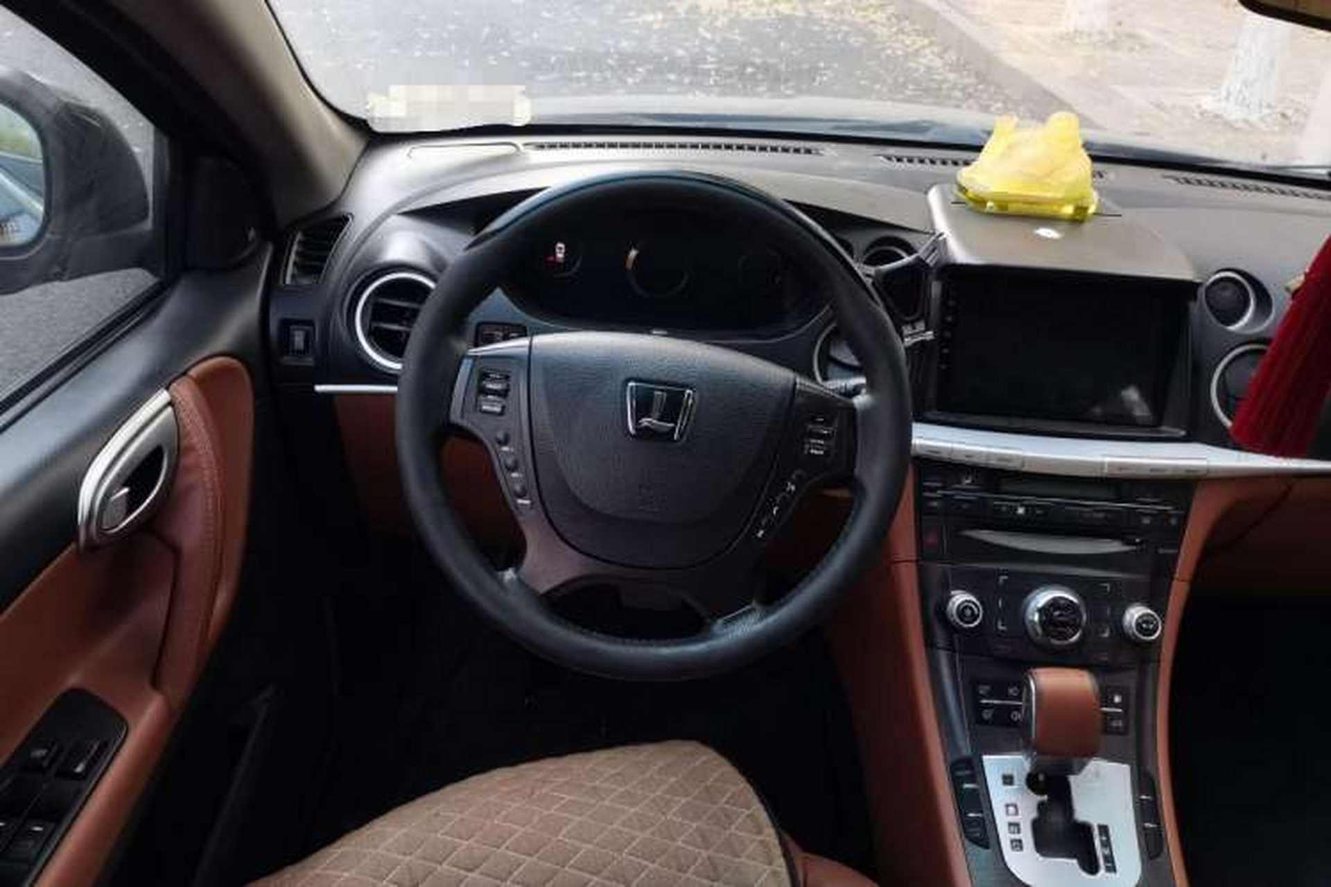 Used Luxgen Great 7 SUV 2011 2.2T Two-Wheel Drive Smart Version Steering Wheel