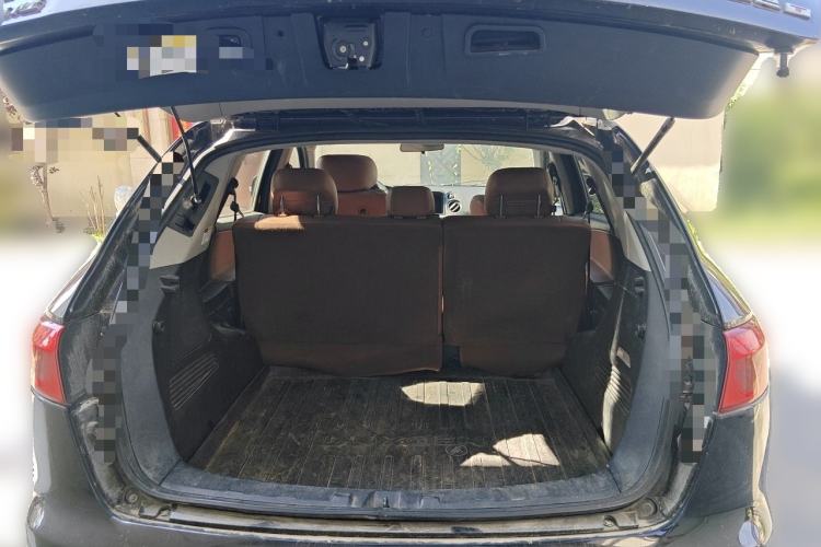 Used Luxgen Great 7 SUV 2011 2.2T Four-Wheel Drive ZhiZun Version Trunk