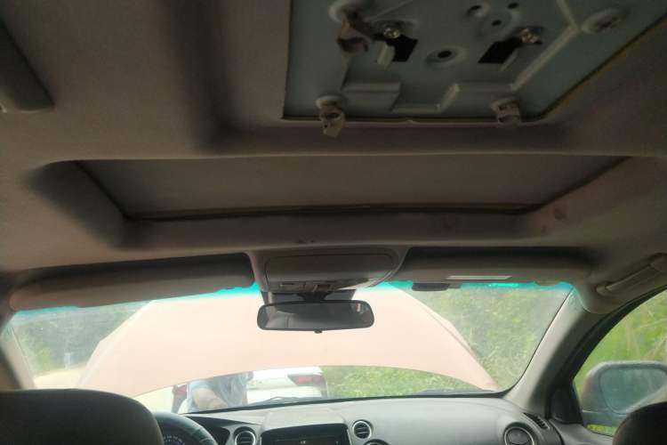 Used Luxgen Great 7 SUV 2011 2.2T Four-Wheel-Drive Flagship Edition Headliner