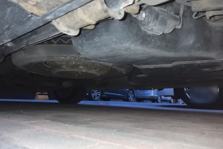 Used Luxgen Great 7 SUV 2011 2.2T Four-Wheel-Drive Flagship Edition Chassis Rear Left