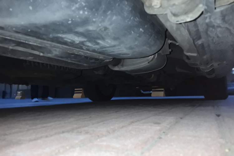 Used Luxgen Great 7 SUV 2011 2.2T Four-Wheel-Drive Flagship Edition Chassis Rear Right