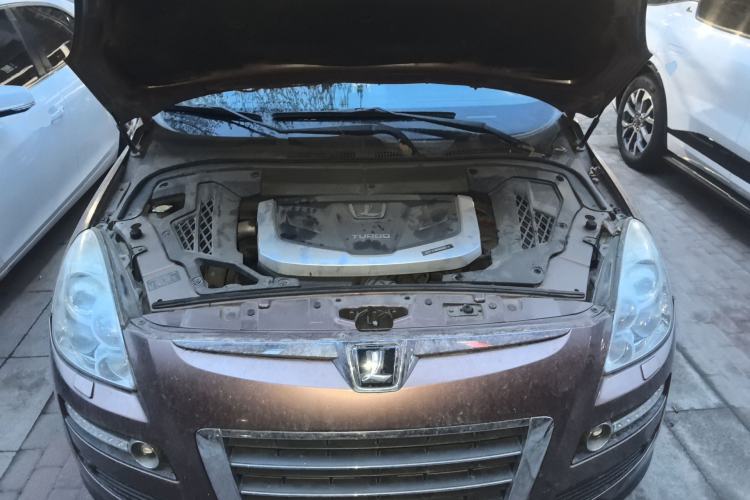 Used Luxgen Great 7 SUV 2011 2.2T Four-Wheel-Drive Flagship Edition Engine Bay