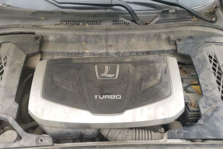 Used Luxgen Great 7 SUV 2011 2.2T Two-Wheel Drive Smart Version Engine Bay