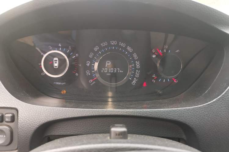 Used Luxgen Great 7 SUV 2011 2.2T Two-Wheel Drive Smart Version Instrument Cluster