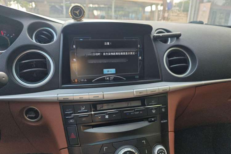 Used Luxgen Great 7 SUV 2011 2.2T Two-Wheel Drive Smart Version Audio And AC Panel