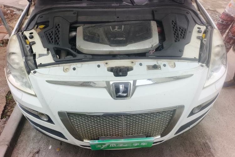 Used Luxgen Great 7 SUV 2011 2.2T Four-Wheel-Drive Flagship Edition Engine Bay
