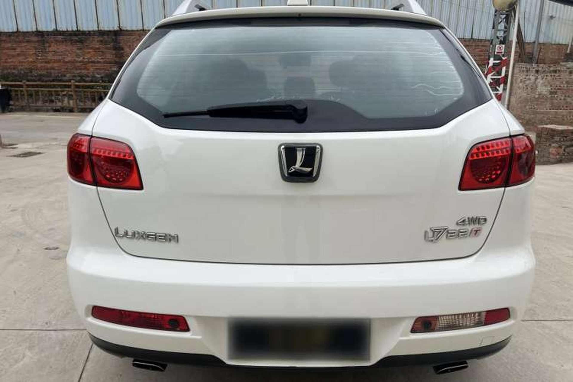 Used Luxgen Great 7 SUV 2011 2.2T Two-Wheel Drive Smart Version Exterior 4