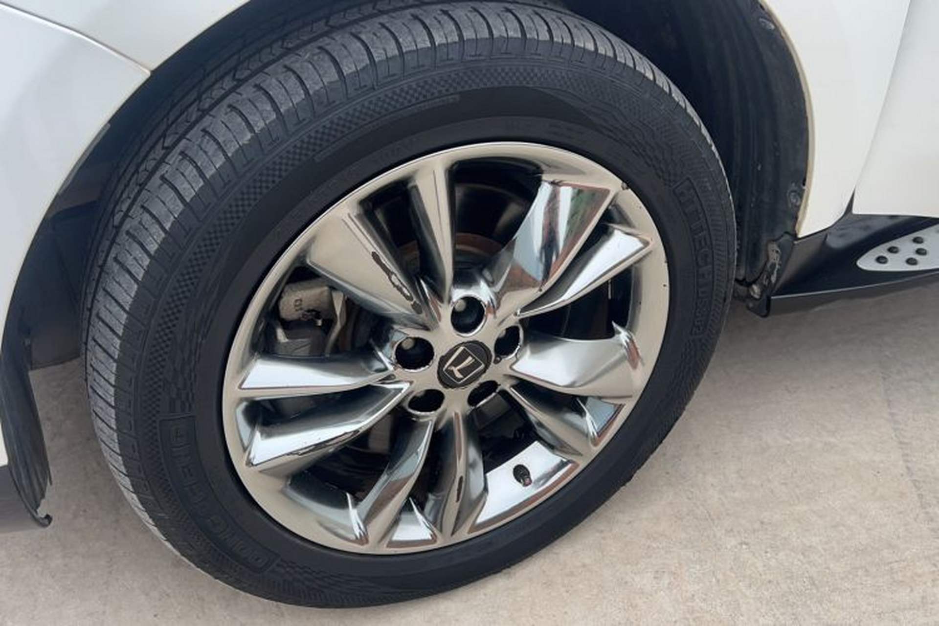 Used Luxgen Great 7 SUV 2011 2.2T Two-Wheel Drive Smart Version Exterior 7
