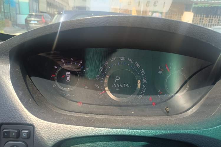 Used Luxgen Great 7 SUV 2011 2.2T Four-Wheel-Drive Flagship Edition Instrument Cluster
