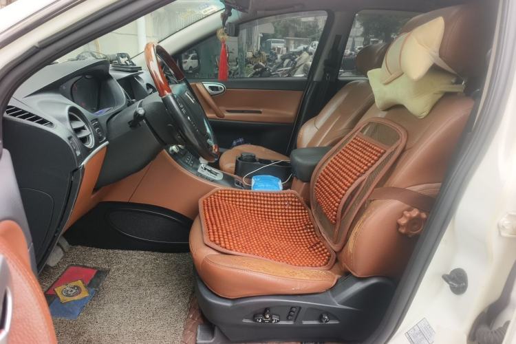 Used Luxgen Great 7 SUV 2011 2.2T Four-Wheel-Drive Flagship Edition Left Front Seat