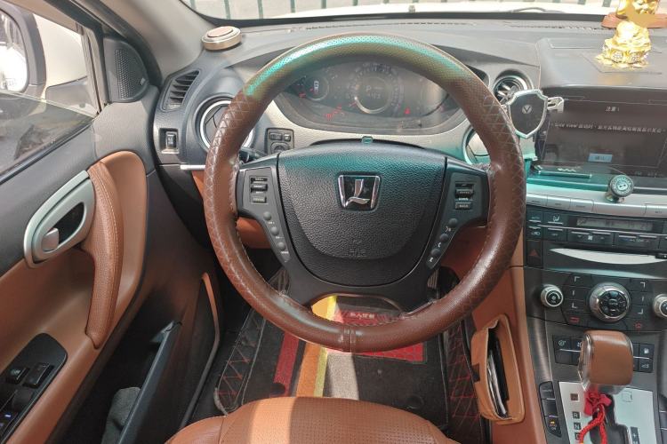 Used Luxgen Great 7 SUV 2011 2.2T Two-Wheel Drive Smart Version Steering Wheel