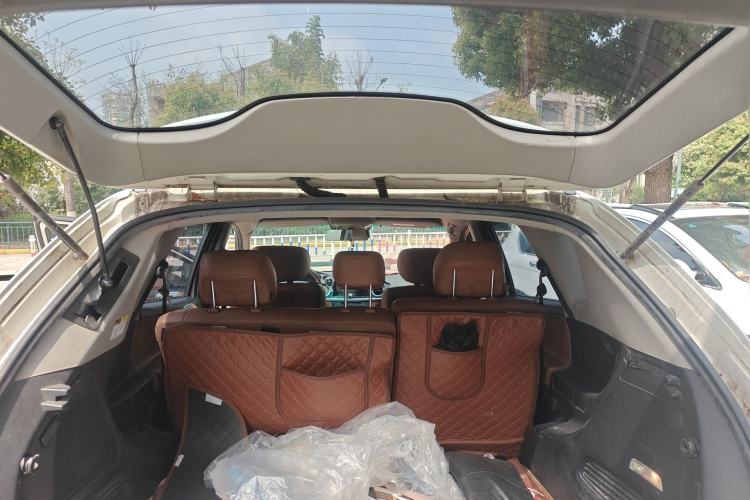 Used Luxgen Great 7 SUV 2011 2.2T Two-Wheel Drive Smart Version Trunk