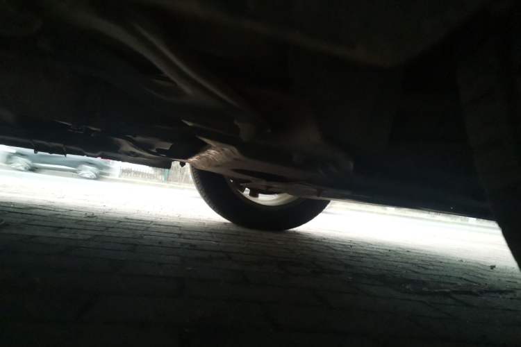 Used Luxgen Great 7 SUV 2011 2.2T Four-Wheel Drive ZhiZun Version Chassis Front Right