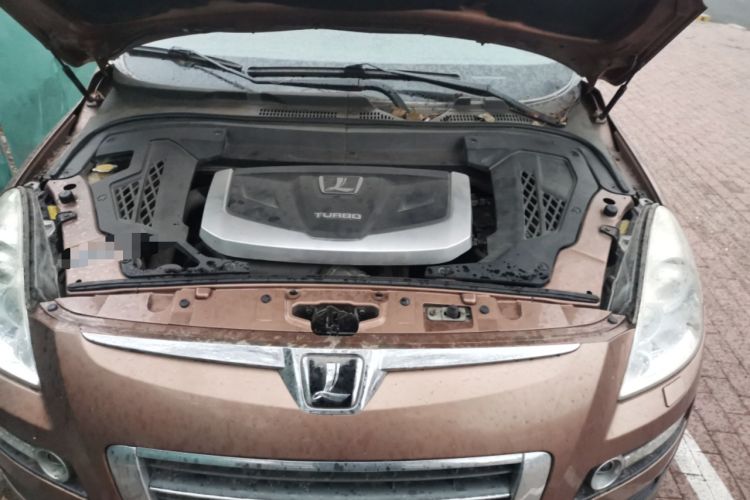Used Luxgen Great 7 SUV 2011 2.2T Four-Wheel Drive ZhiZun Version Engine Bay