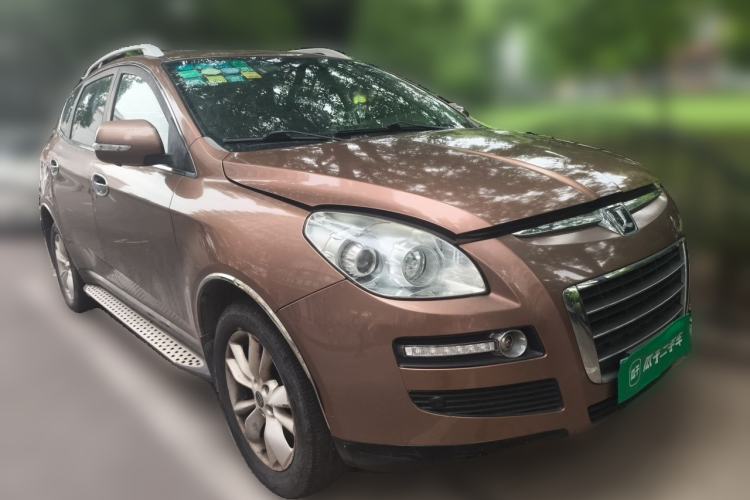 Used Luxgen Great 7 SUV 2011 2.2T Two-Wheel Drive Smart Version Front Right 45 Deg