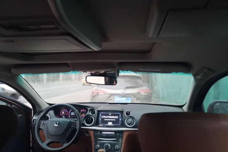 Used Luxgen Great 7 SUV 2011 2.2T Four-Wheel Drive ZhiZun Version Headliner