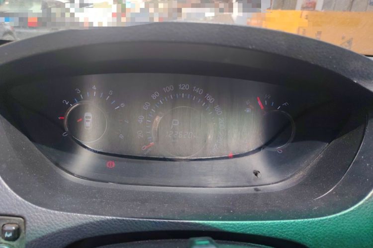 Used Luxgen Great 7 SUV 2011 2.2T Four-Wheel Drive ZhiZun Version Instrument Cluster