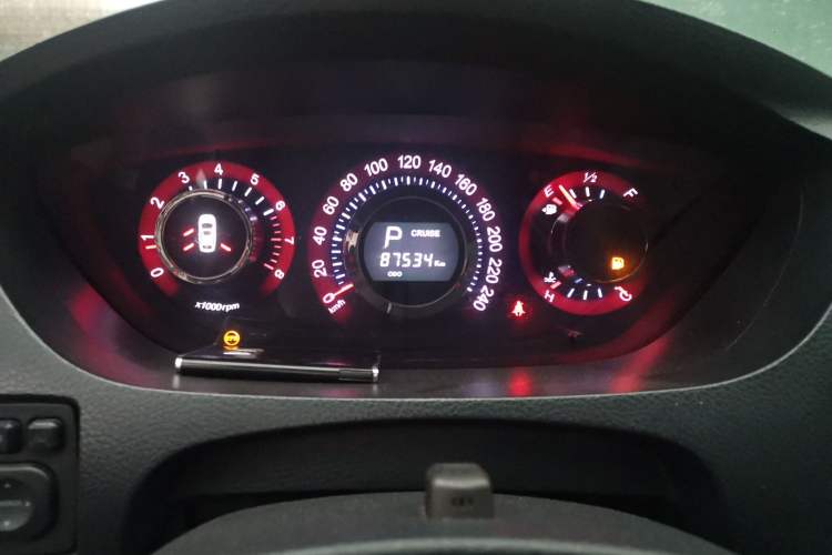 Used Luxgen Great 7 SUV 2011 2.2T Four-Wheel Drive ZhiZun Version Odometer Close Up