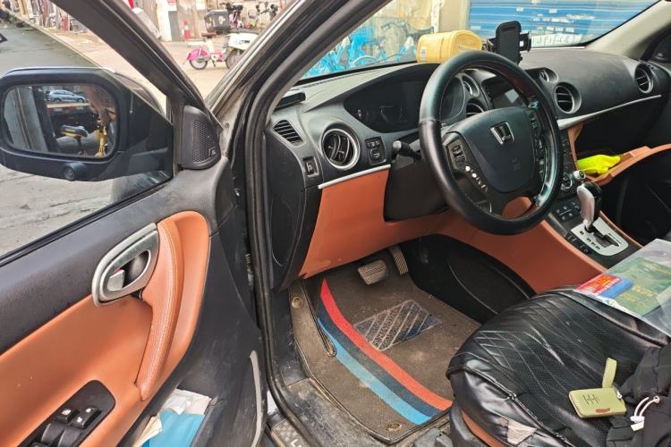 Used Luxgen Great 7 SUV 2012 Limited-Edition Sharp Model 2.2T Two-Wheel Drive Smart Version Driver Seat