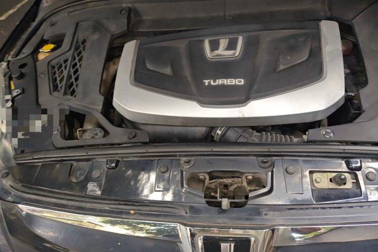 Used Luxgen Great 7 SUV 2012 Limited-Edition Sharp Edition 2.2T All-Wheel-Drive Prestige Model Engine Bay