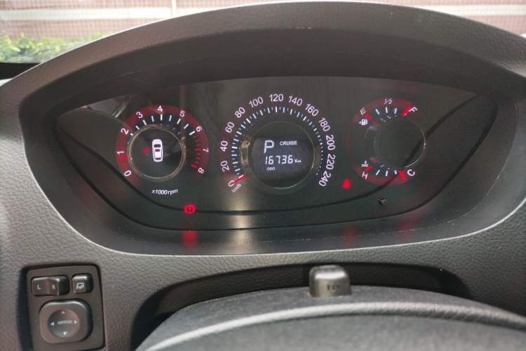 Used Luxgen Great 7 SUV 2012 Limited-Edition Sharp Model 2.2T Two-Wheel Drive Smart Version Instrument Cluster