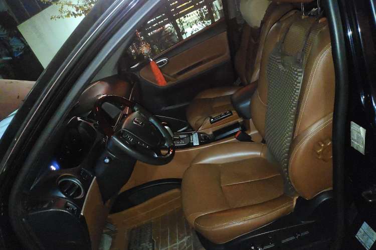 Used Luxgen Great 7 SUV 2012 Limited-Edition Sharp Edition 2.2T All-Wheel-Drive Prestige Model Left Front Seat