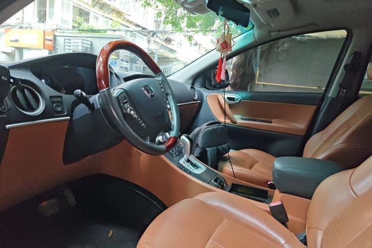 Used Luxgen Great 7 SUV 2012 Limited-Edition Sharp Edition 2.2T All-Wheel-Drive Prestige Model Left Front Seat