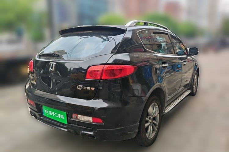 Used Luxgen Great 7 SUV 2012 Limited-Edition Sharp Model 2.2T Two-Wheel Drive Smart Version Rear Right 45 Deg