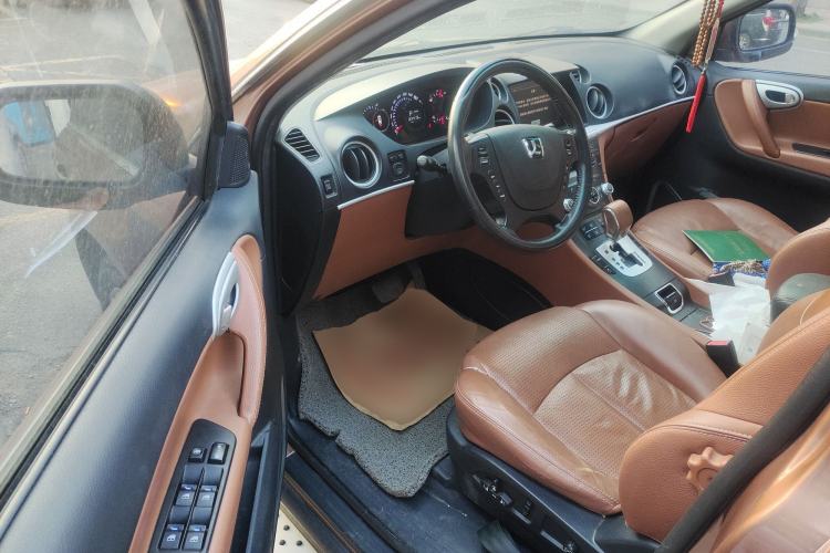 Used Luxgen Great 7 SUV 2012 Limited-Edition Sharp Model 2.2T Two-Wheel Drive Smart Version Driver Seat