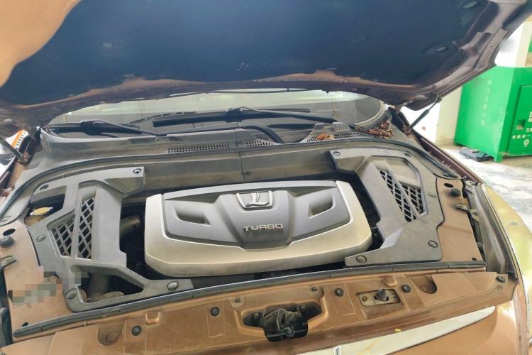 Used Luxgen Great 7 SUV 2012 Limited-Edition Sharp Edition 2.2T Four-Wheel-Drive Flagship Model Engine Bay