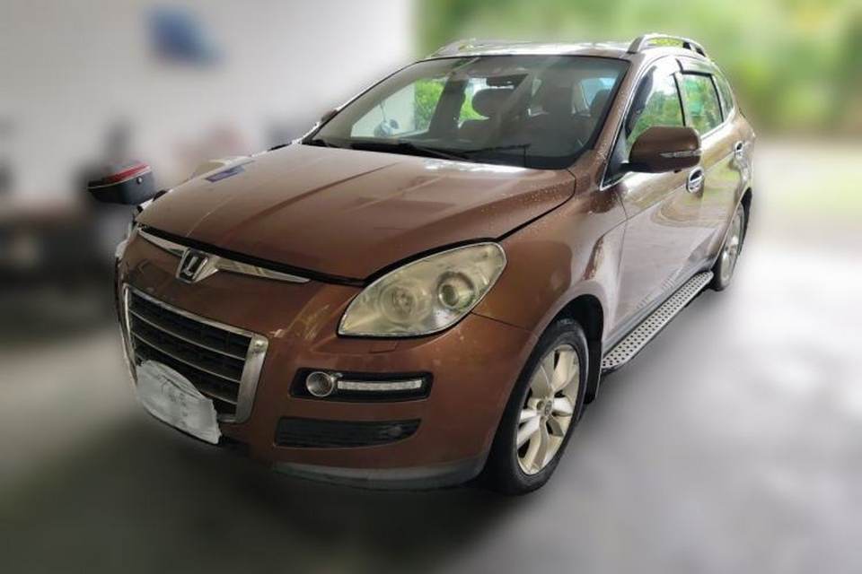 Luxgen Great 7 SUV 2012