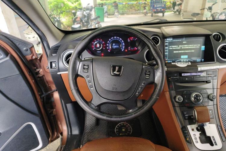 Used Luxgen Great 7 SUV 2012 Limited-Edition Sharp Edition 2.2T Four-Wheel-Drive Flagship Model Steering Wheel