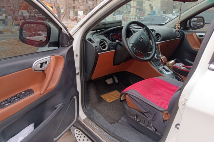 Used Luxgen Great 7 SUV 2012 Limited-Edition Sharp Model 2.2T Two-Wheel Drive Smart Version Driver Seat