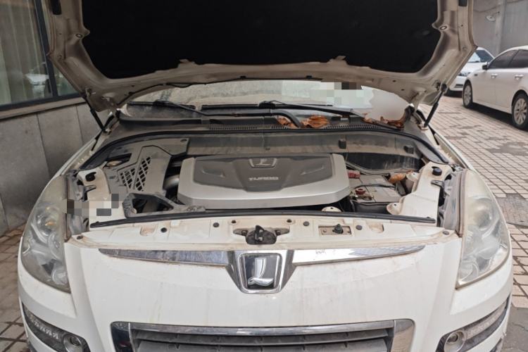 Used Luxgen Great 7 SUV 2012 Limited-Edition Sharp Model 2.2T Two-Wheel Drive Smart Version Engine Bay