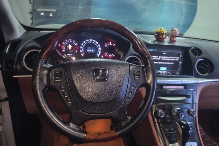 Used Luxgen Great 7 SUV 2012 2.2T Two-Wheel-Drive Flagship Version Steering Wheel