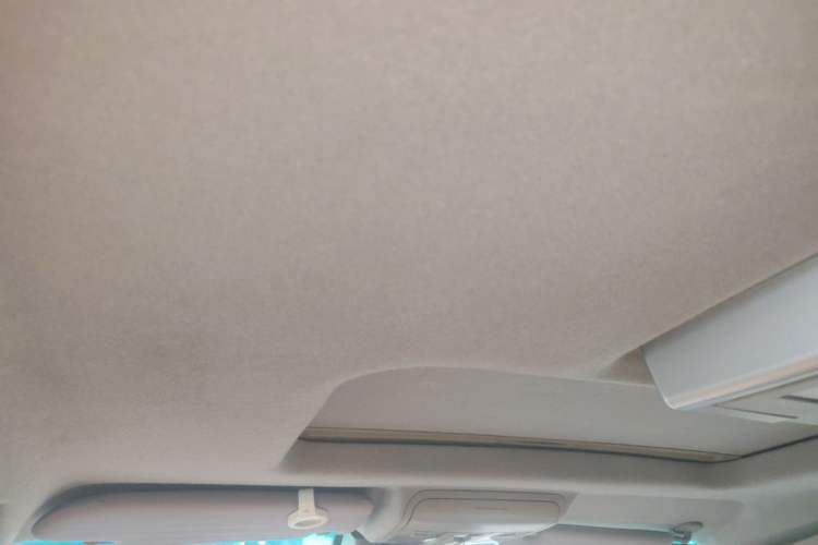 Used Luxgen Great 7 SUV 2013 Limited-Edition Sharp Model 2.2T Two-Wheel-Drive Smart Version Headliner