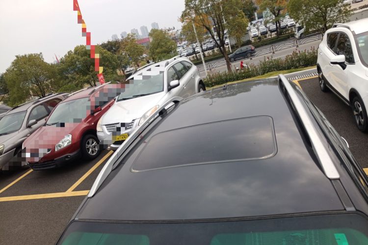 Used Luxgen Great 7 SUV 2013 Limited-Edition Sharp Model 2.2T Two-Wheel-Drive Smart Version Roof