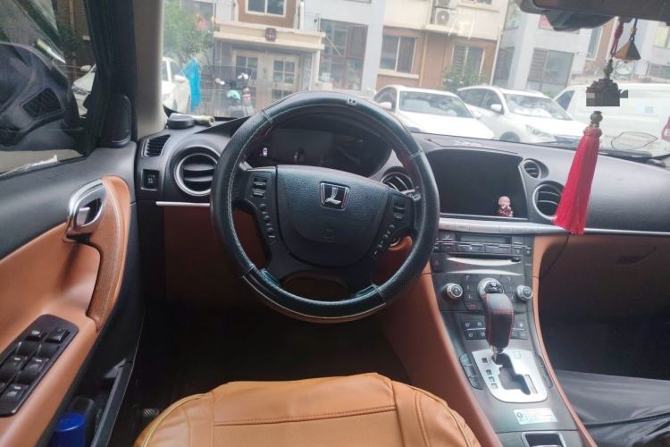 Used Luxgen Great 7 SUV 2013 Limited-Edition Sharp Model 2.2T Two-Wheel-Drive Smart Version Steering Wheel