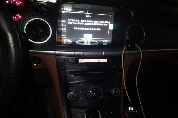 Used Luxgen Great 7 SUV 2013 Limited-Edition Sharp Model 2.2T Two-Wheel-Drive Smart Version Audio And AC Panel