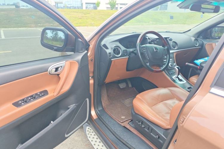 Used Luxgen Great 7 SUV 2013 Limited-Edition Sharp Model 2.2T Two-Wheel-Drive Smart Version Driver Seat
