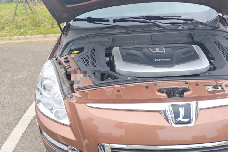 Used Luxgen Great 7 SUV 2013 Limited-Edition Sharp Model 2.2T Two-Wheel-Drive Smart Version Engine Bay Right