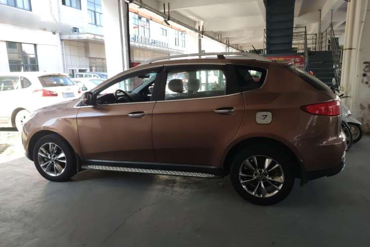 Used Luxgen Great 7 SUV 2013 Limited-Edition Sharp Model 2.2T Two-Wheel-Drive Smart Version Left Side