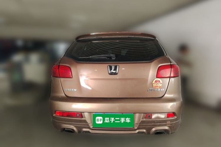 Used Luxgen Great 7 SUV 2013 Limited-Edition Sharp Model 2.2T Two-Wheel-Drive Smart Version Rear